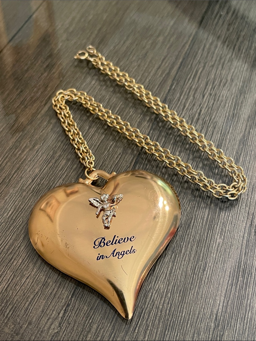 Vintage 1992 “ Believe in Angels” Dutchin Inc. Large Heart Necklace - Gold-tone